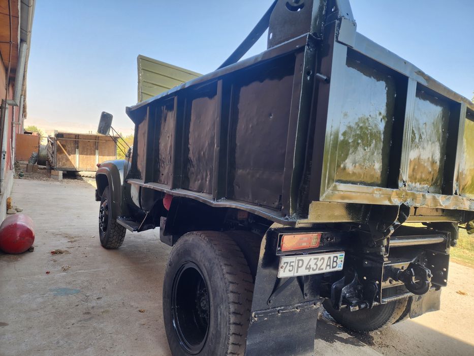 Zil kvadrat Samosval