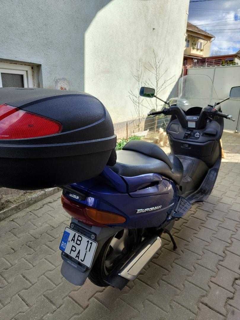 Suzuki Burgman 250 cm de vanzare gata de drum