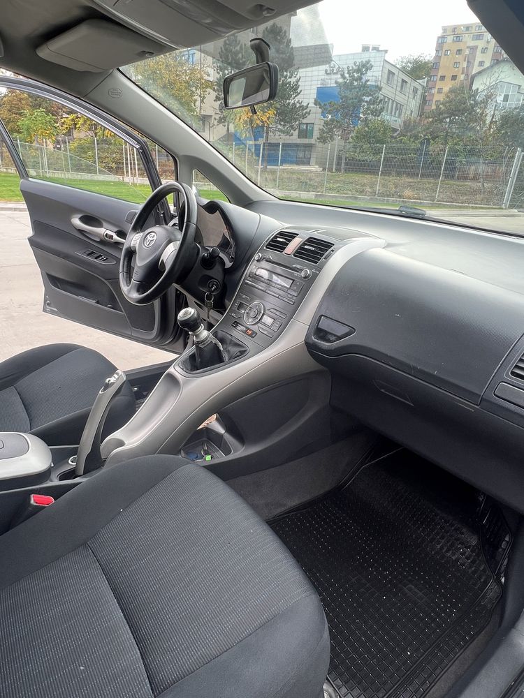 Vand Toyota Auris 2.0TDI