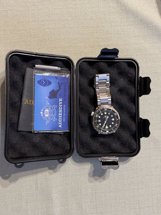 Продавам механични часовници