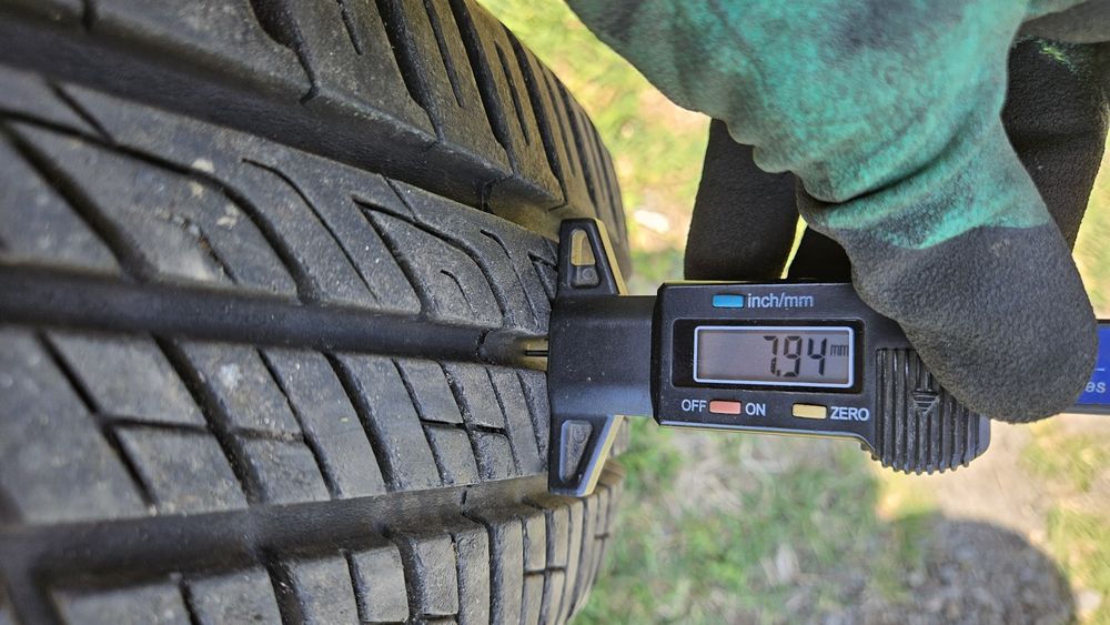 2бр гуми 185 65 14 барум