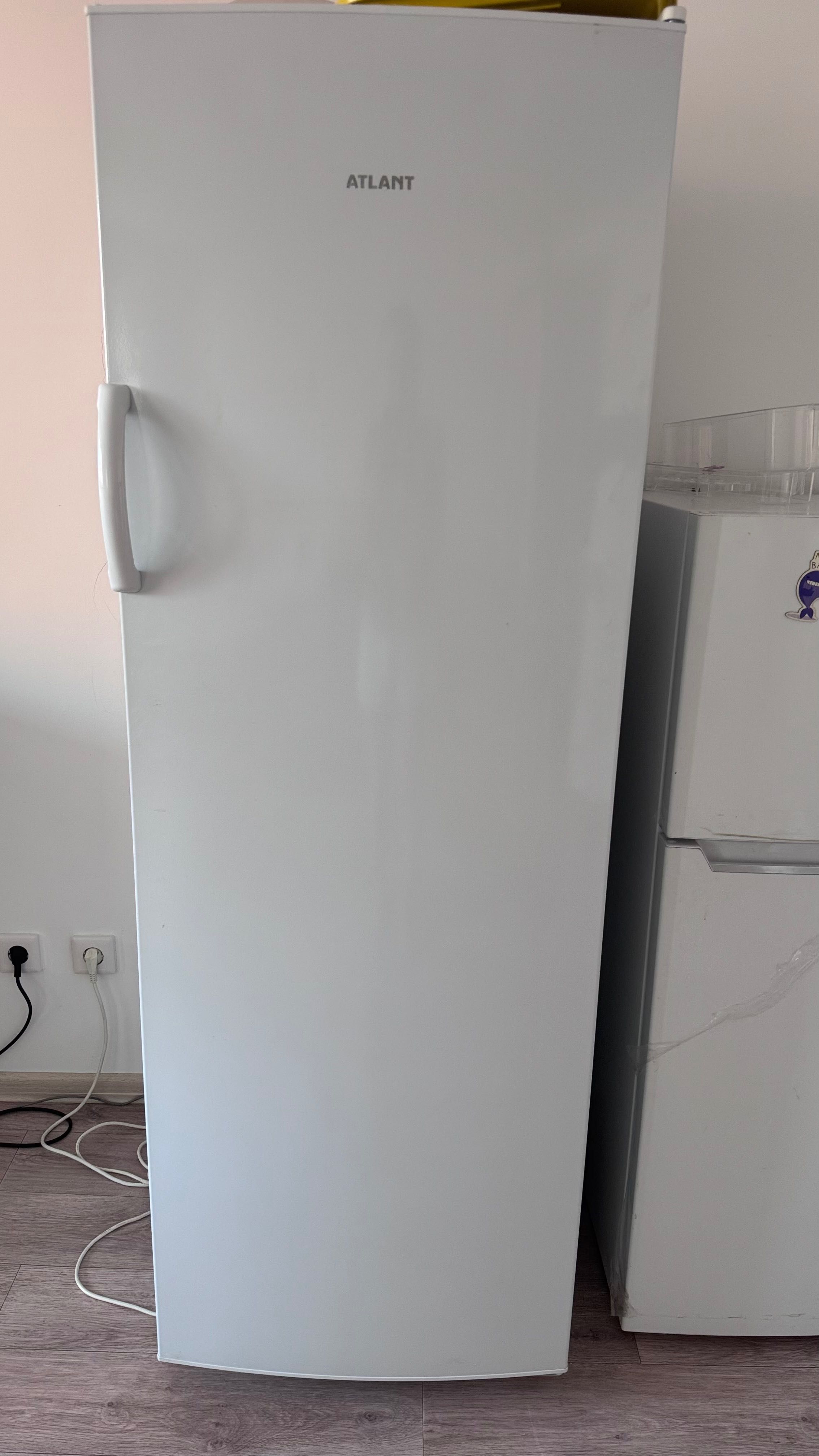 Продам морозильную камеру
