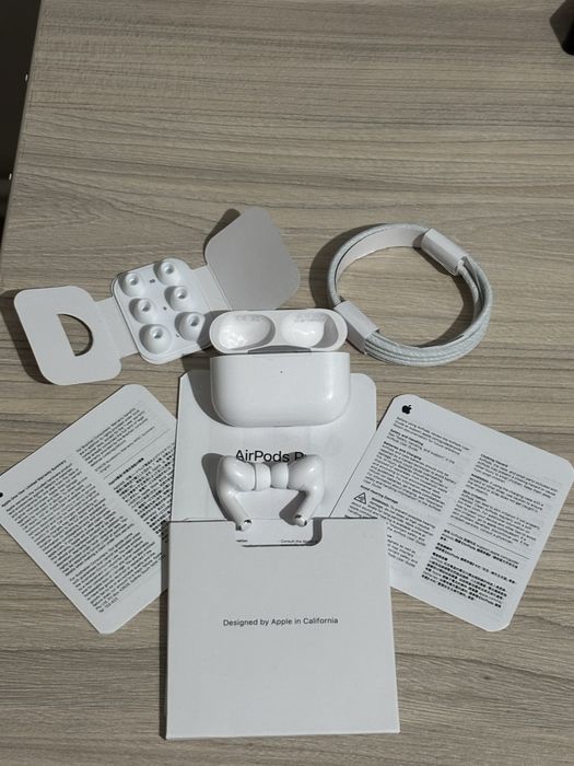 Vand AirPods Pro 2-noi,nefolosite,cu garanție!!!