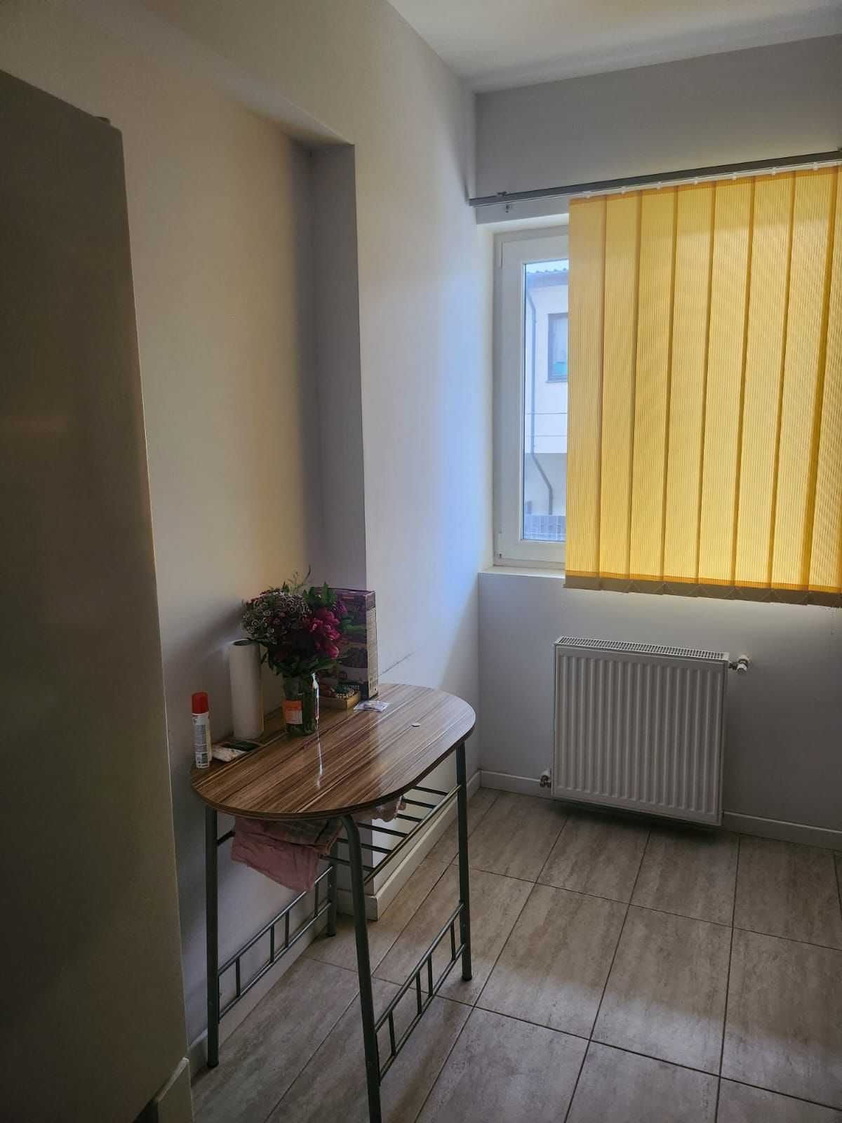 De închiriat 2 camere