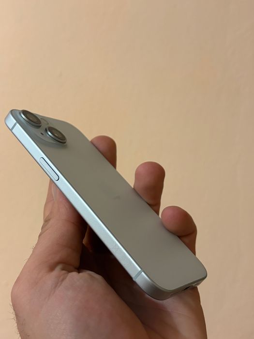 Айфон 15.Без никакви следи