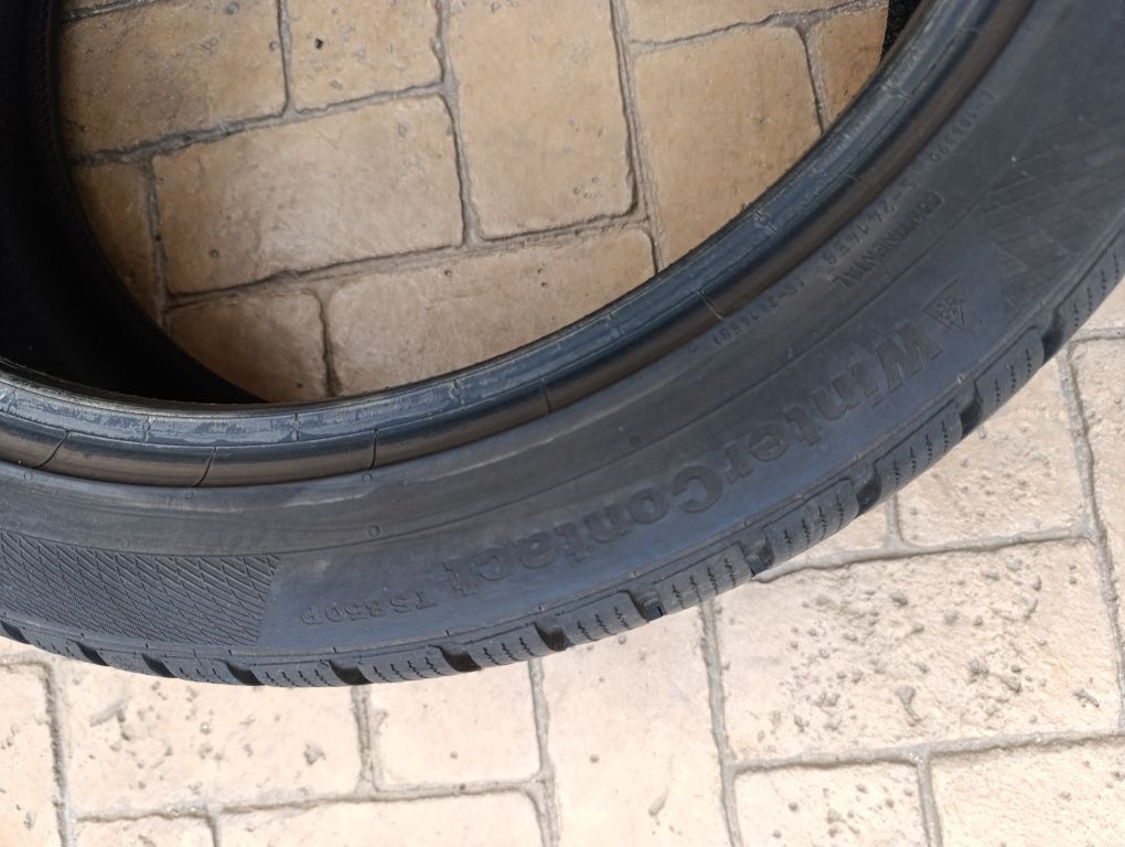 Зимни гуми Continental 235/45/20
