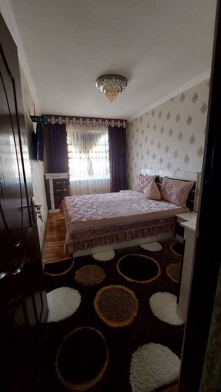 4 xonali kvartira sotiladi 58.000y.e