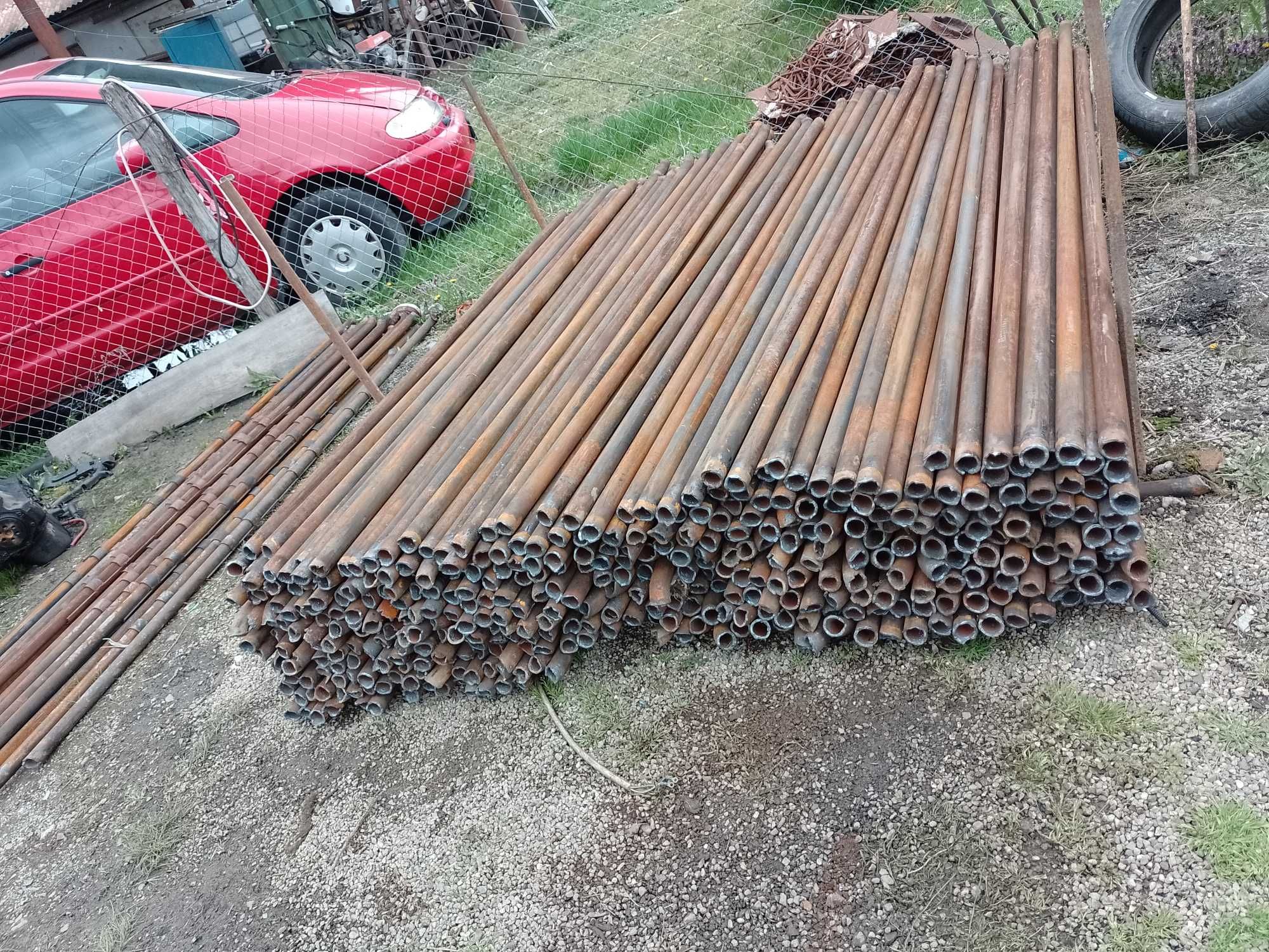 Vând țeavă metalică lungime 220 diametru 40 grosime 4 mm