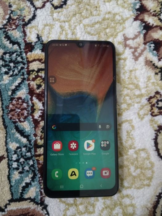 Слмсунг галакси 30 а