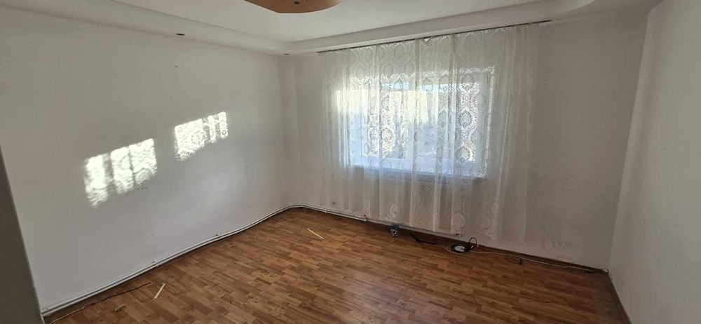 Apartament 2 camere zona dincă