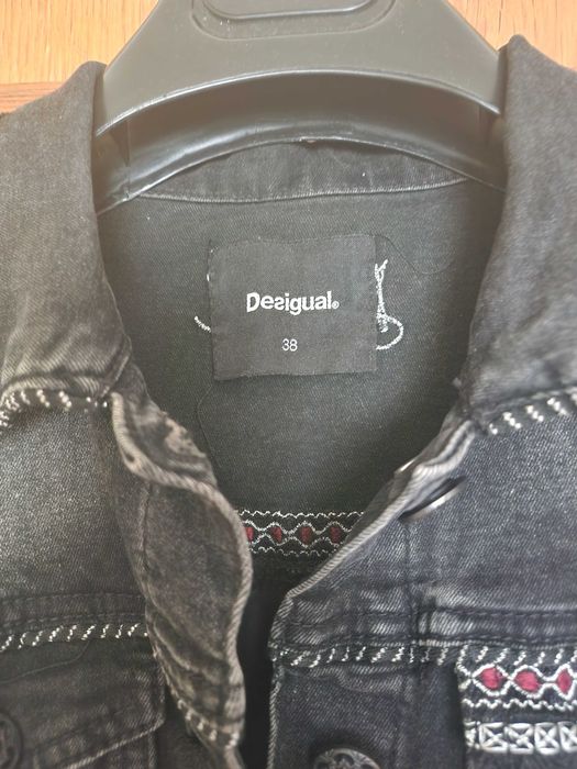 Дънково яке Desigual