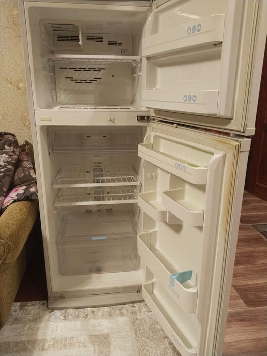 Холодильник   LG