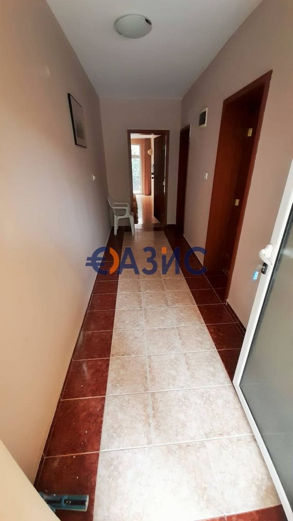 Продава се Четиристаен апартамент в Свети Влас - 118 кв.м за 873 €/кв.м - Снимка #2
