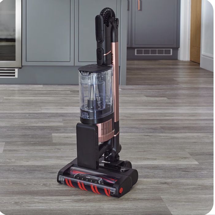 Shark cordless stratos прахосмукачка безкабелна
