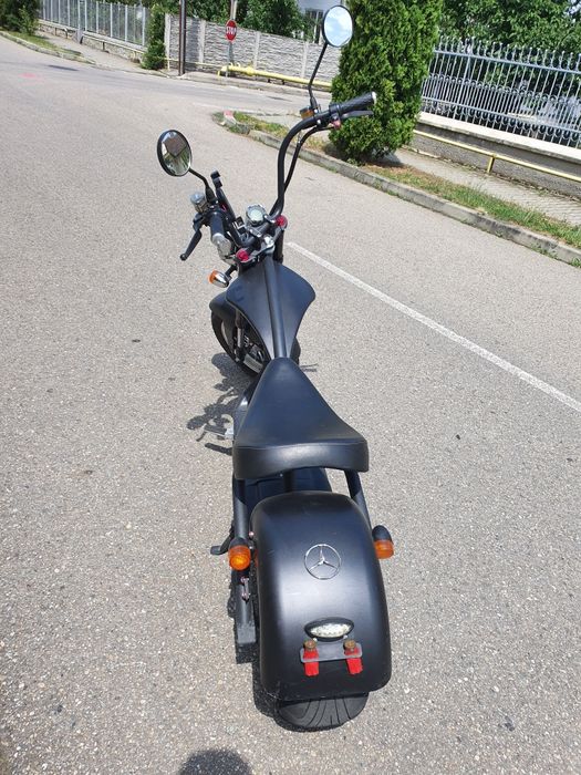 Scooter/chopper electric