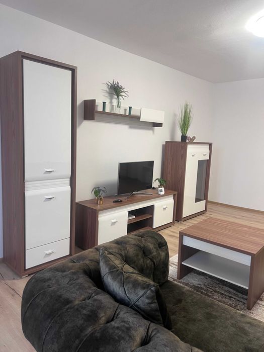 Inchiriez aprtament in regim hotelier 3 camere