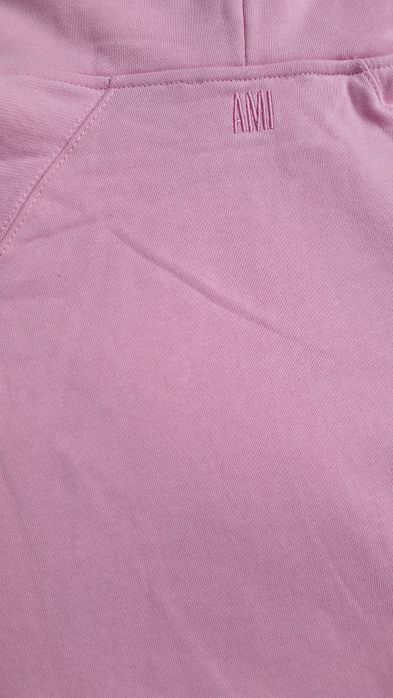 Vând hanorac Ami Paris pentru femei