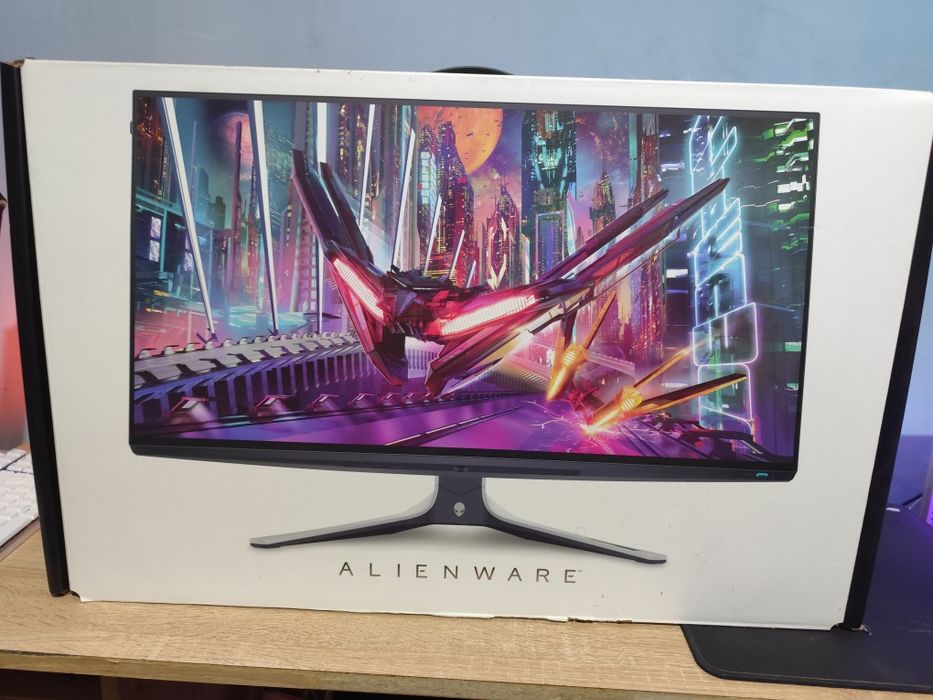 Monitor Alienware Panou nano IPS 27 inch AW2723DF, 1440p, 280Hz