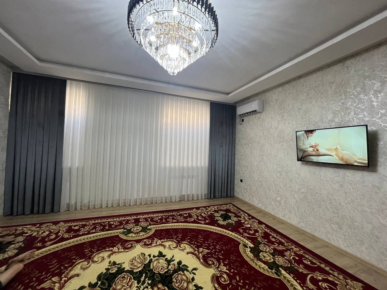 Ургенч шахар марказида 3 хонали эвро ремонт квартира ижарага берилади