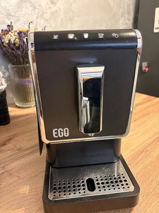 Espressor cafea cu macinare automata