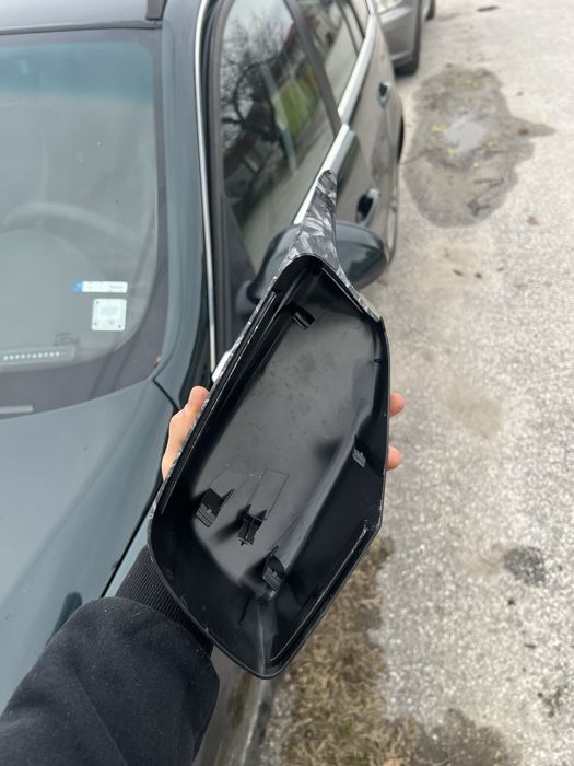 Батмат капаци кован карбот за бмв е60