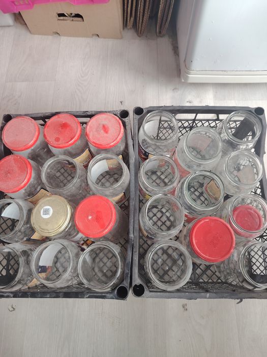 Продаются банки 900г 60шт