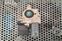 Motoras macara geam spate stanga 1K0959703J Skoda Octavia 2 (facelift