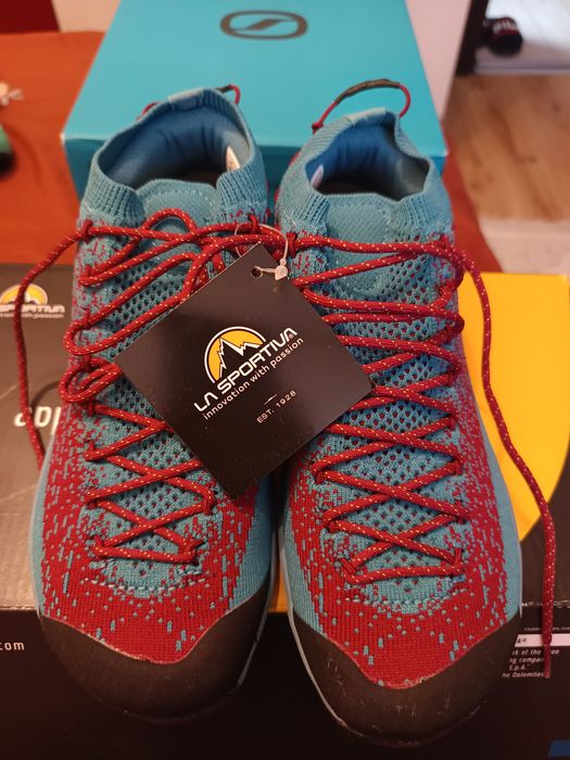 Adidași femei SPORTIVA, noi, mărimea 38