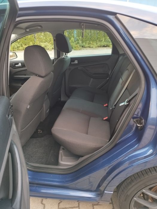 FORD FOCUS, ST пакет, TITANIUM, джанти SPARCO
2.0 бензин, 145 к.с, 5-с