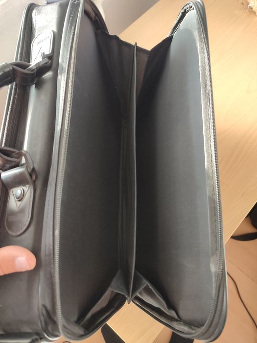 Голяма чанта за лаптоп