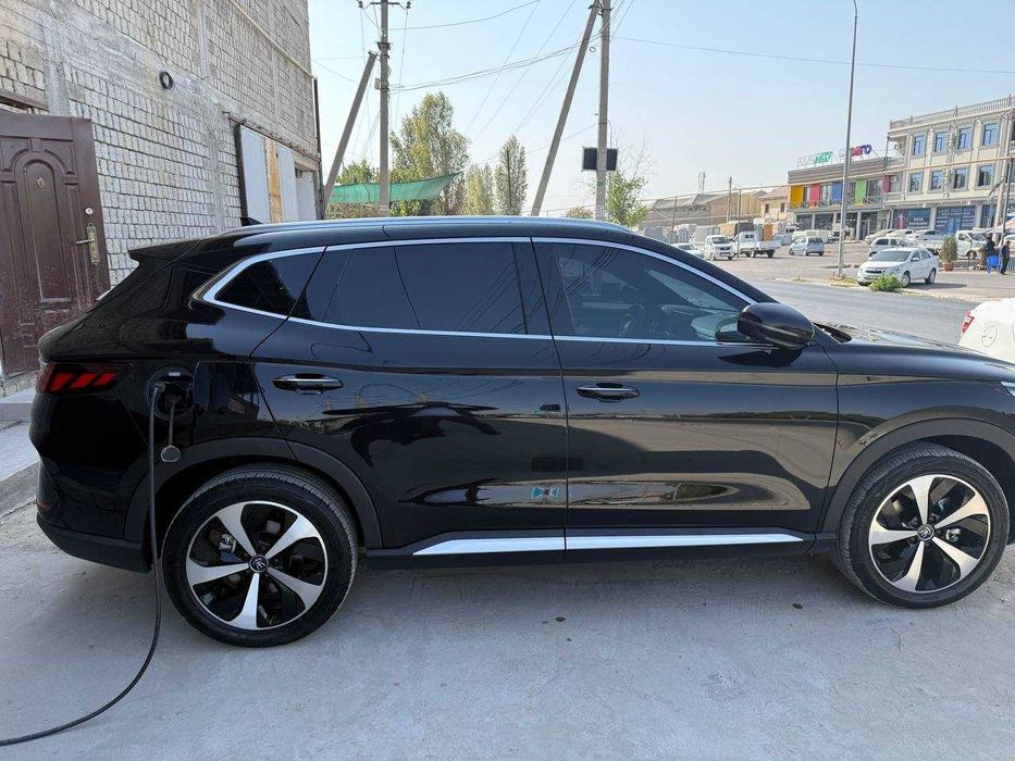 Продается автомобиль BYD SONG PLUS