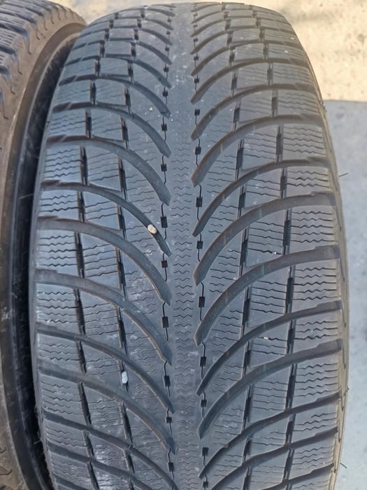 235/65/17 4броя Michelin Latitude Alpin.Гумите са в много добро състоя