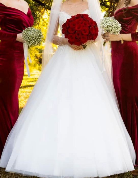 Rochie mireasa marime s