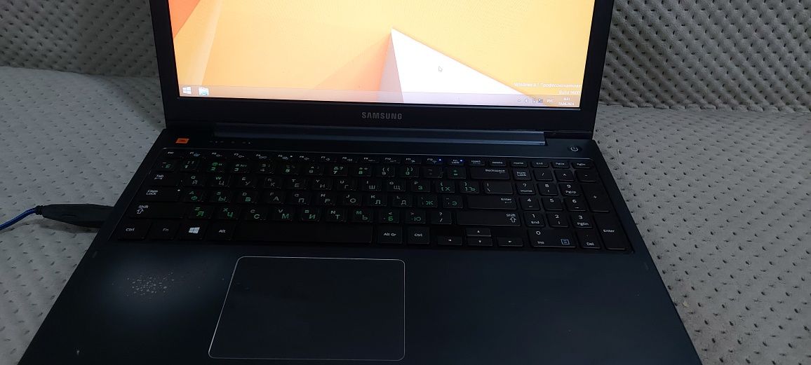 Ноутбук Samsung NP670Z5E