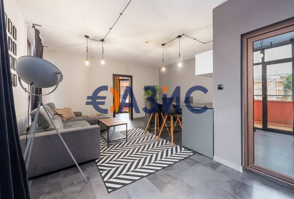 Продава се Двустаен апартамент в к.к. Слънчев бряг - 76 кв.м за 1204 €/кв.м - Снимка #2