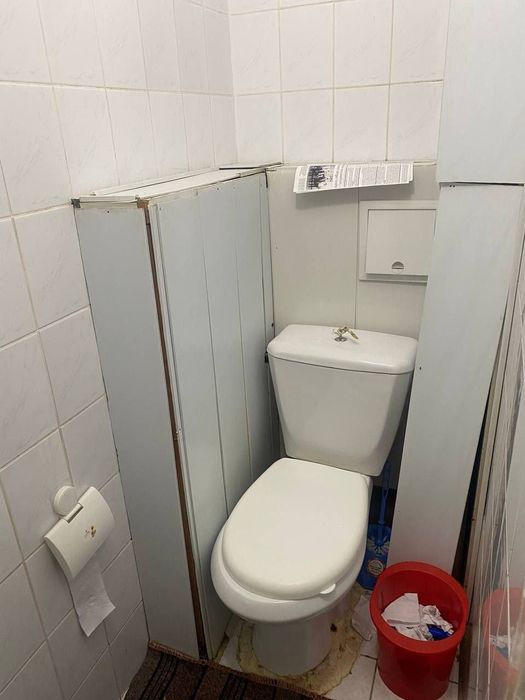 Продам чил наккошлик 3 хона 1 этаж 4 этажлий дом