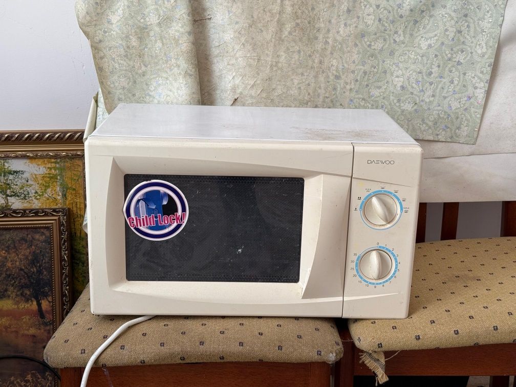 Газовый котел, матрас, көрпе, компьютер, микроволновка, морозильник, е