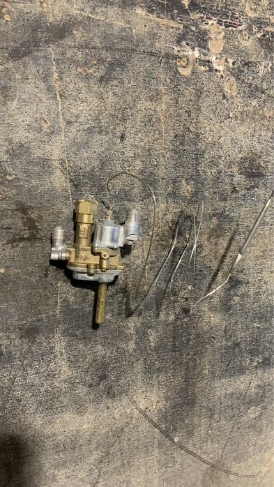 Запчасти газовая плита , духовка Вытяжка запчасти