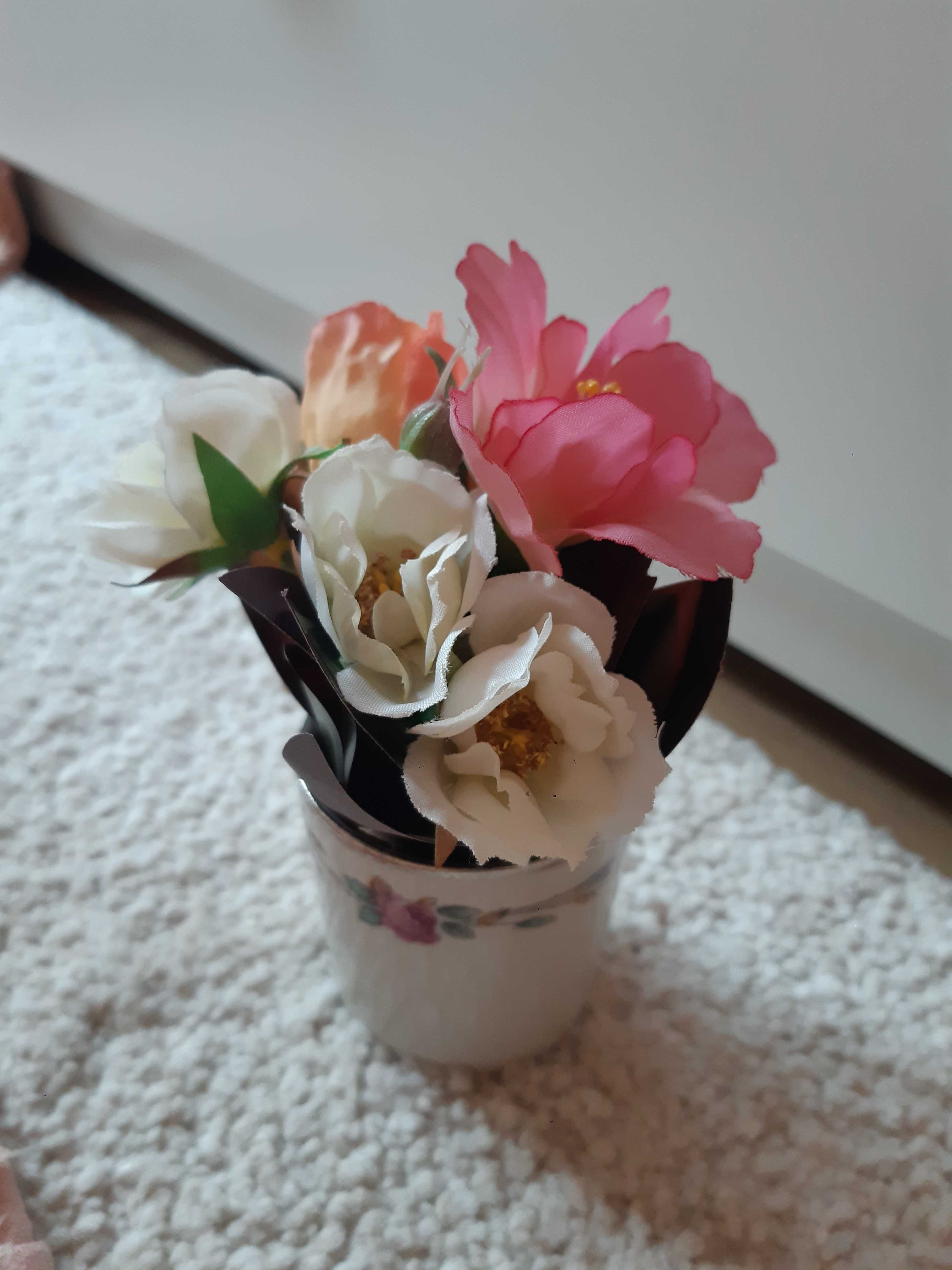 vaza/vas de ceramica mini cu plante artificiale unicat  nou 3 variante