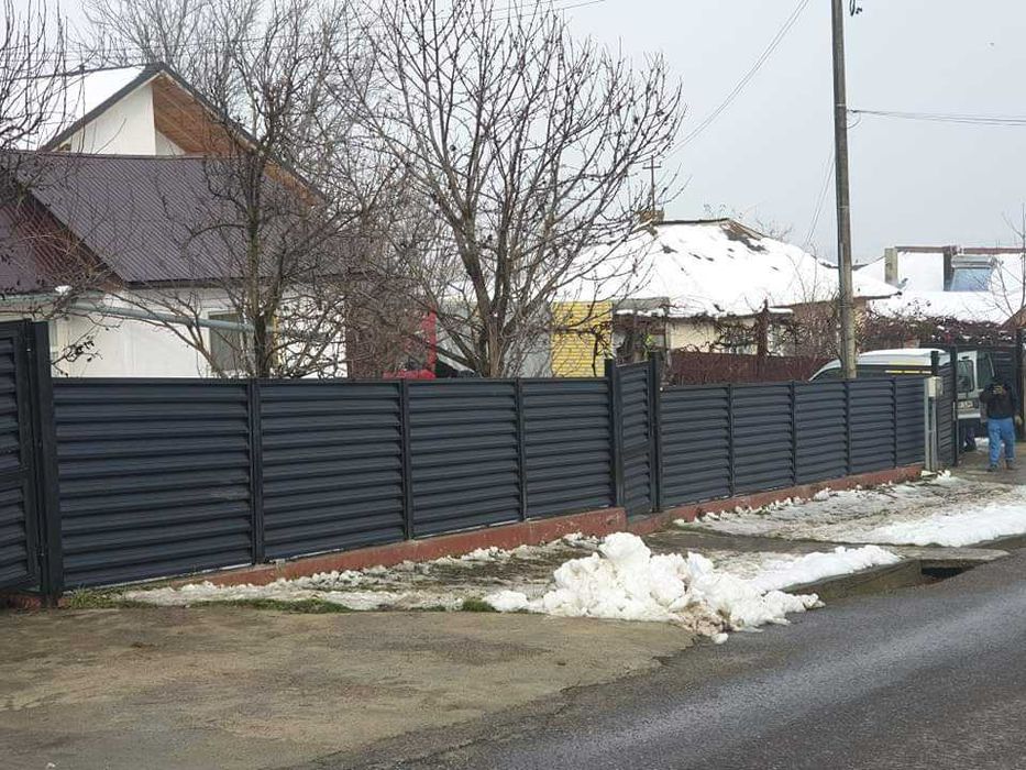Garduri si porti din panouri stil jaluzele si alte modele disponibile