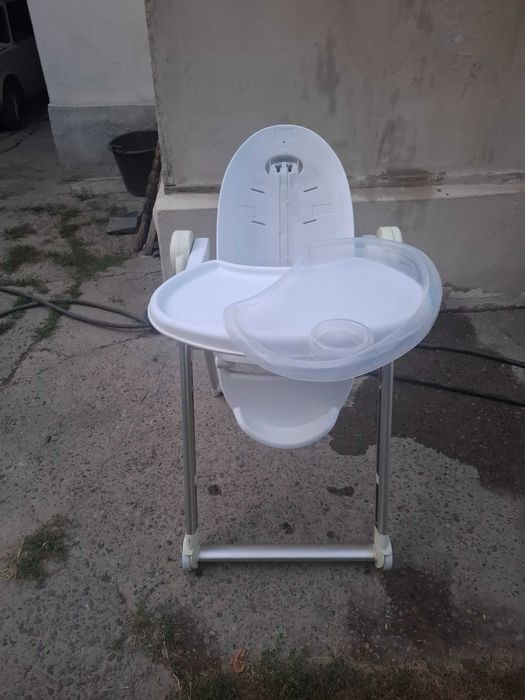 Столик для кормления