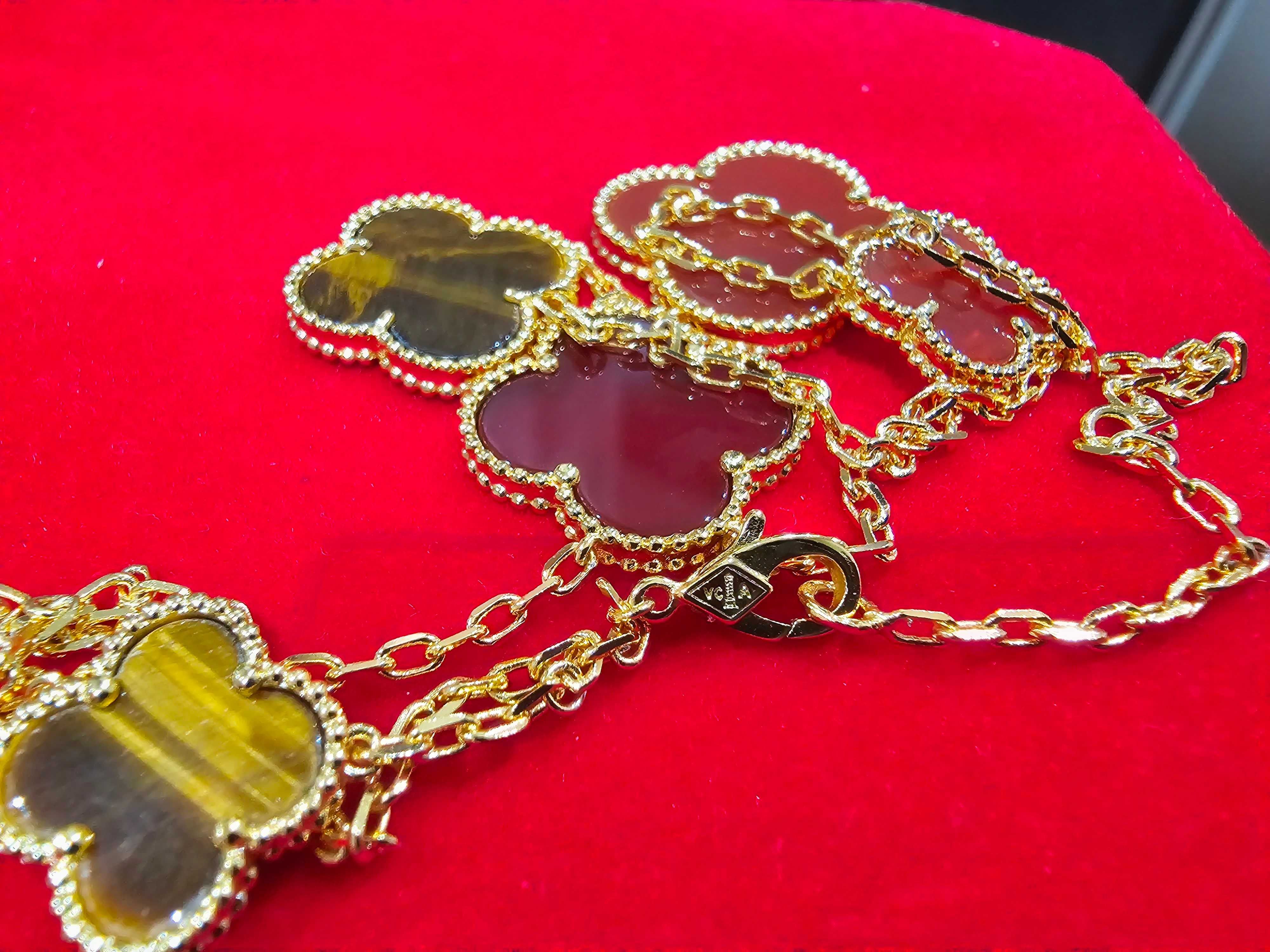 Van Cleef & Arpels VCA Gold Magic Red Tiger Eye Alhambra Дамско Колие