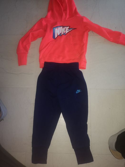 Комплект детски суйчет и анцунг nike