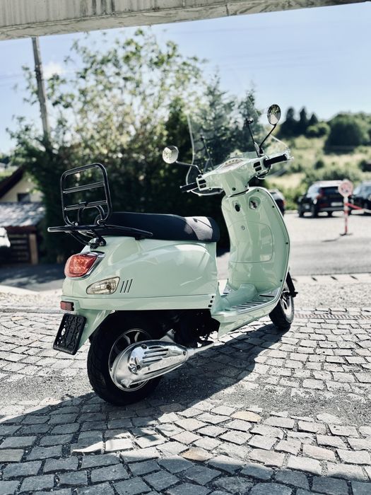Vând scuter Razzo(vespa,yamaha,riva)