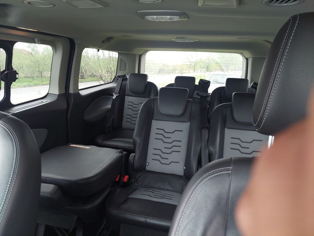 Dezmembrez Ford Tourneo Custom 2017 2.0d 170cp