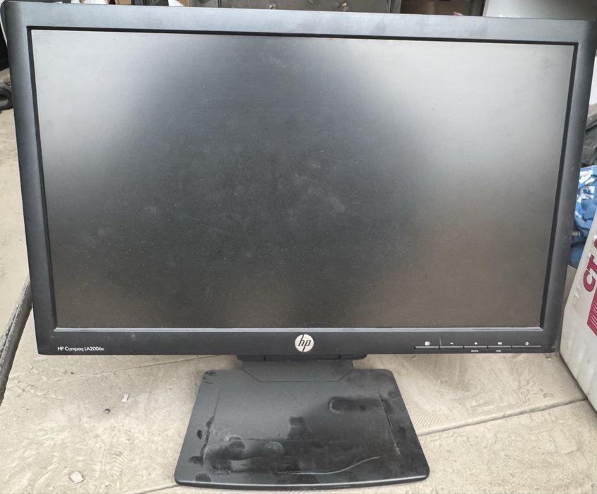Прлдам монитор HP 20