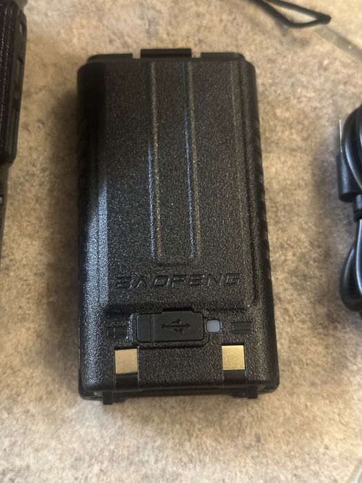 НОВА радиостанция Baofeng UV-5RH