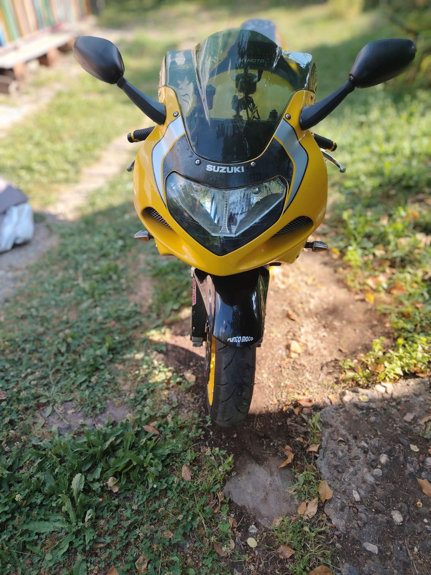 Suzuki gsxr k2 750