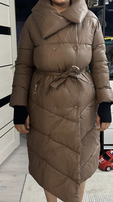 Плащ пальто размер 48 50 цвет шоколадный состояние нрвое