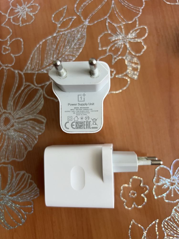 Продам блок питания для смартфона